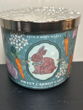 Bath & Body Works Sweet Carrot Cake 3-Wick 14.5 oz Candle NEW